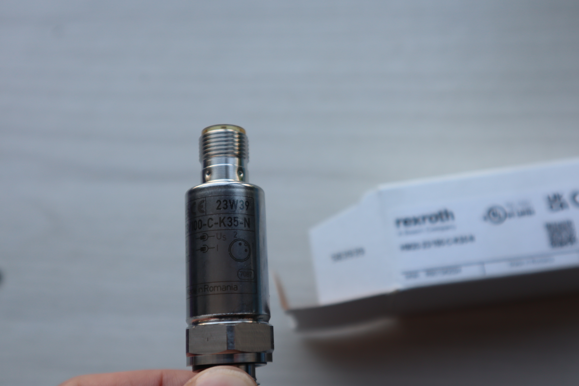 HM20-23/100-C-K35-N R901342024 HM20-2X/100-C-K35-N 传感器