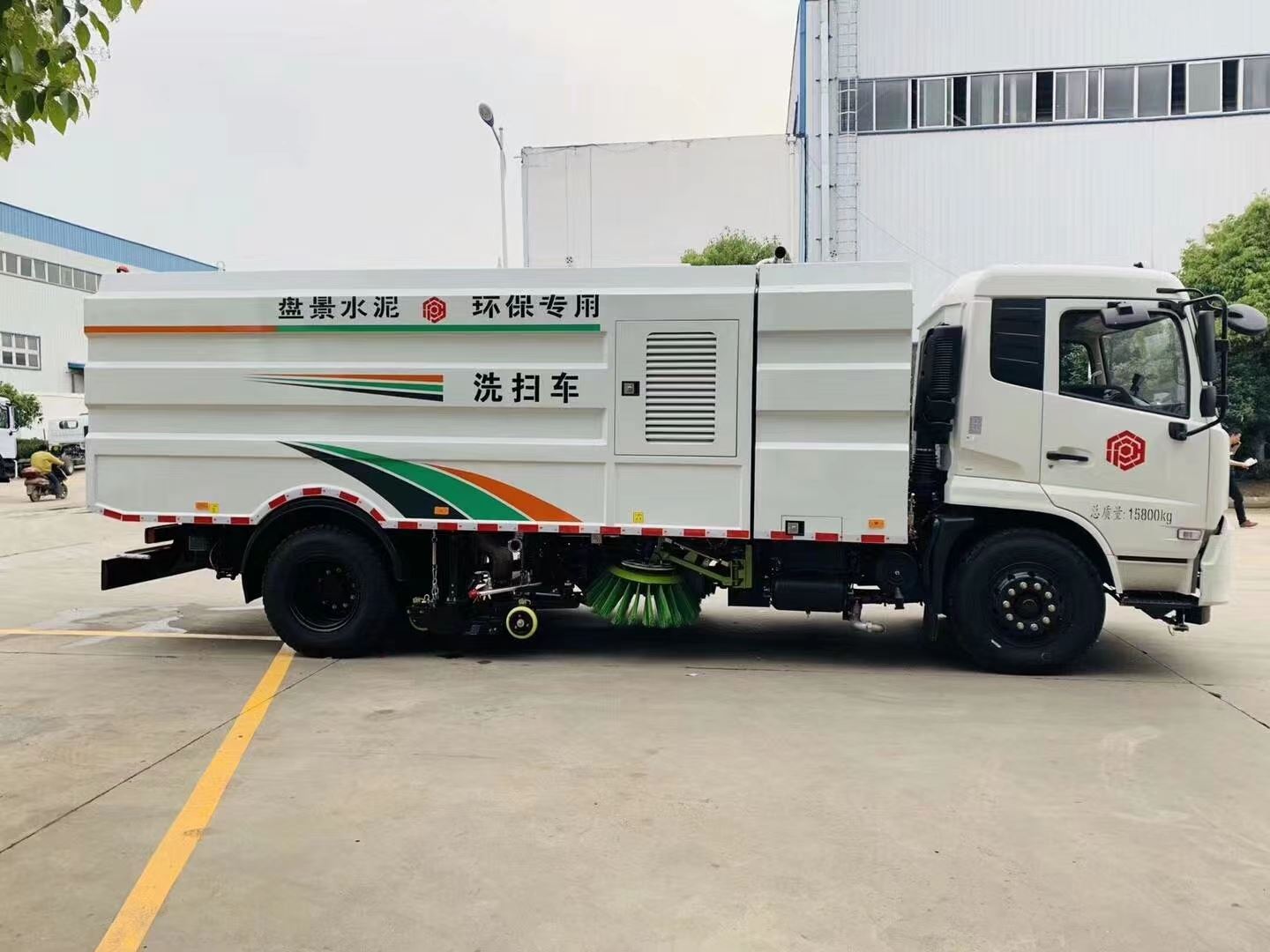 新疆 后置吸尘车   全国包送