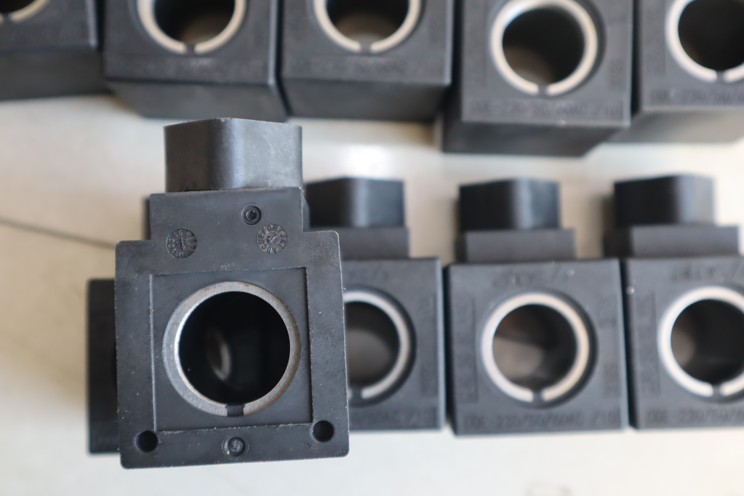 COE-230/50/60AC /10 230/50/60 VAC 意大利阿托斯ATOS电磁阀线圈