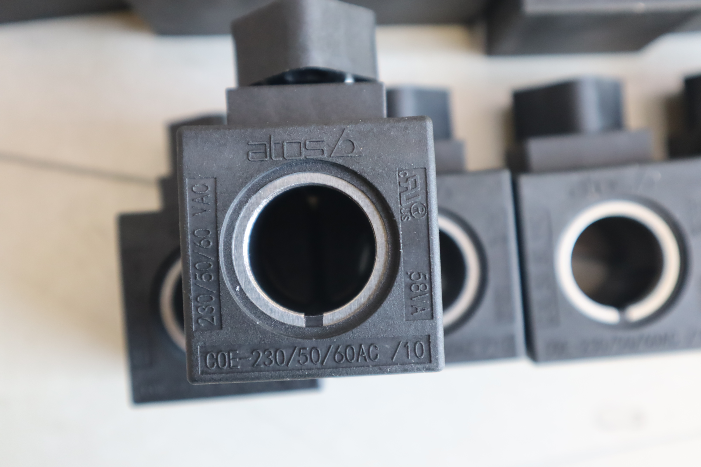 COE-230/50/60AC /10 230/50/60 VAC 意大利阿托斯ATOS电磁阀线圈