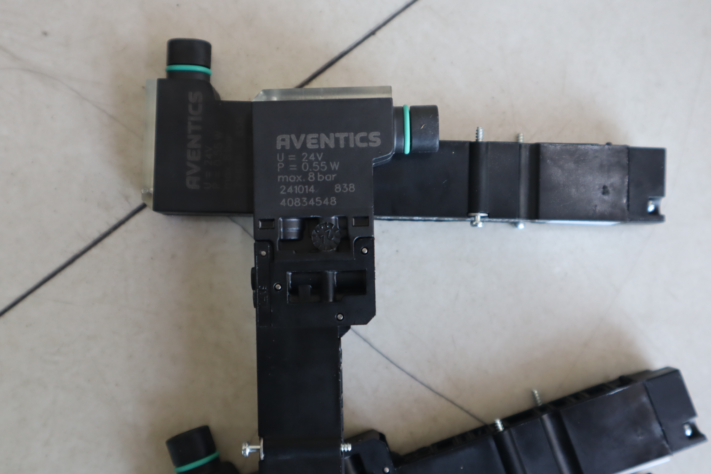 0820062501 德国安沃驰AVENTICS气动阀