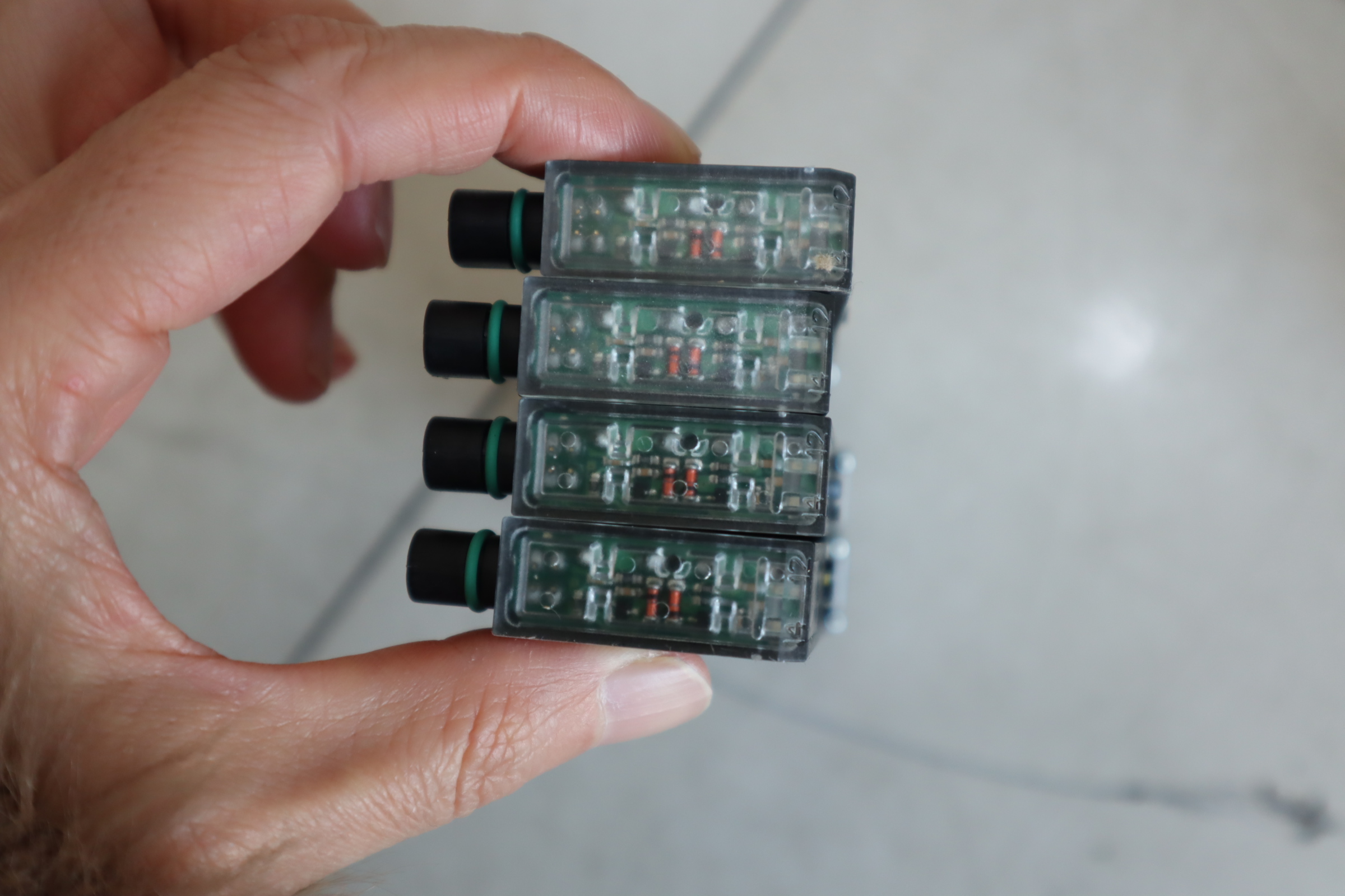 0820062501 德国安沃驰AVENTICS气动阀