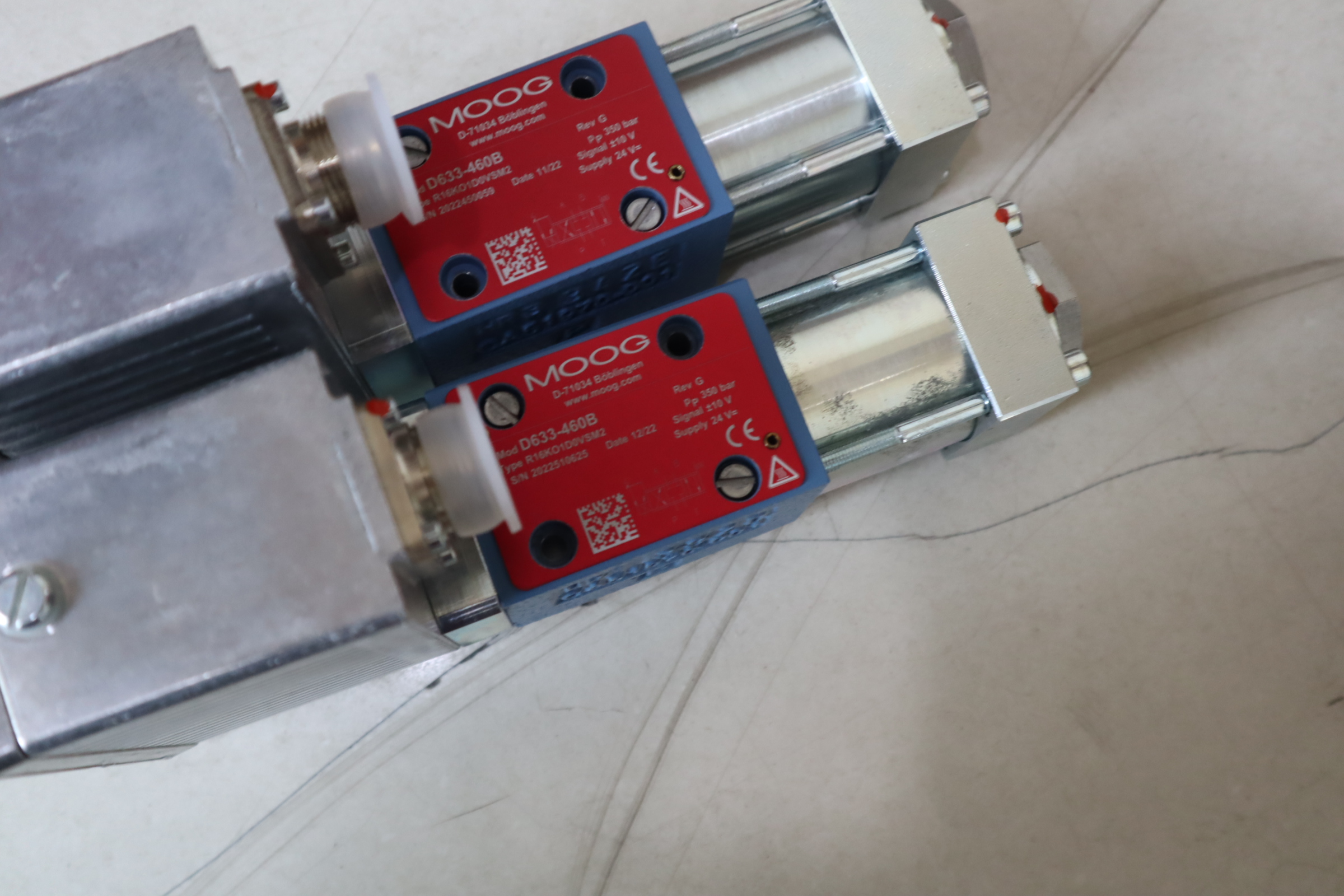 D633-460B R16KO1D0VSM2 D-71034 美国穆格MOOG伺服阀