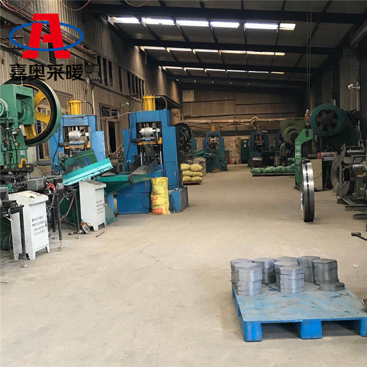 烘干用煤改电钢三柱暖气片是什么