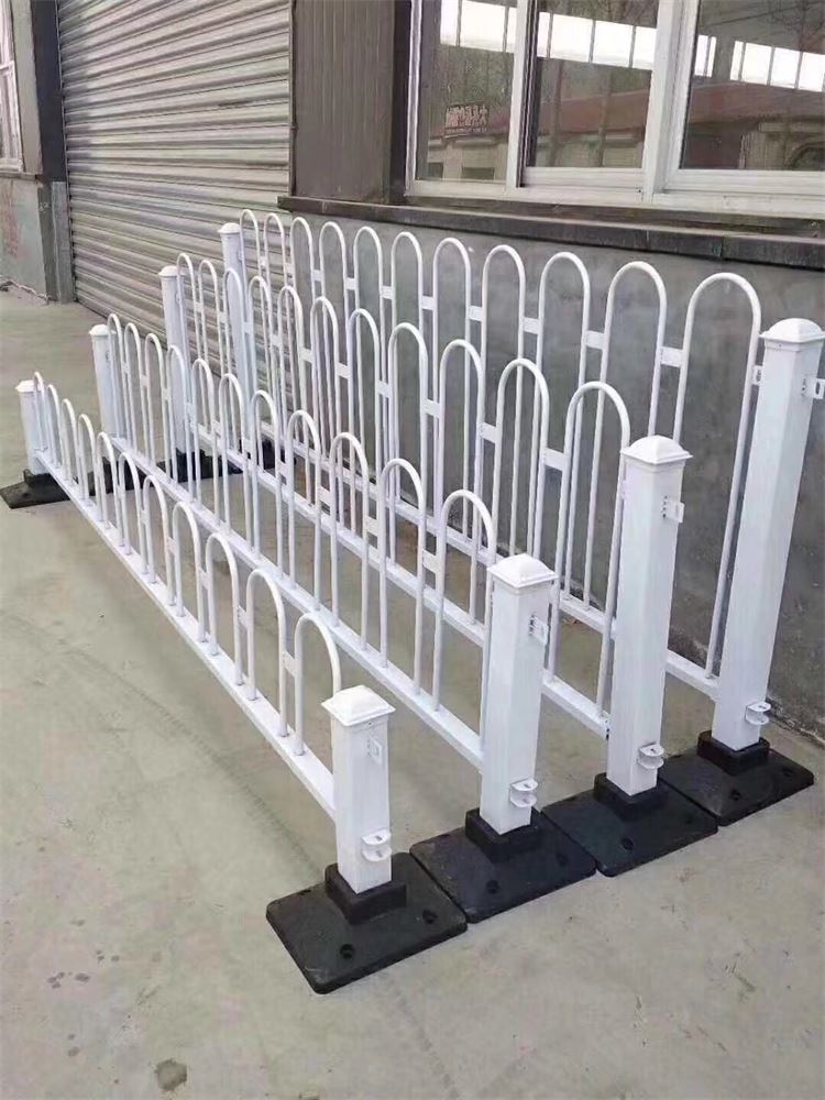 上海学校护栏厂家