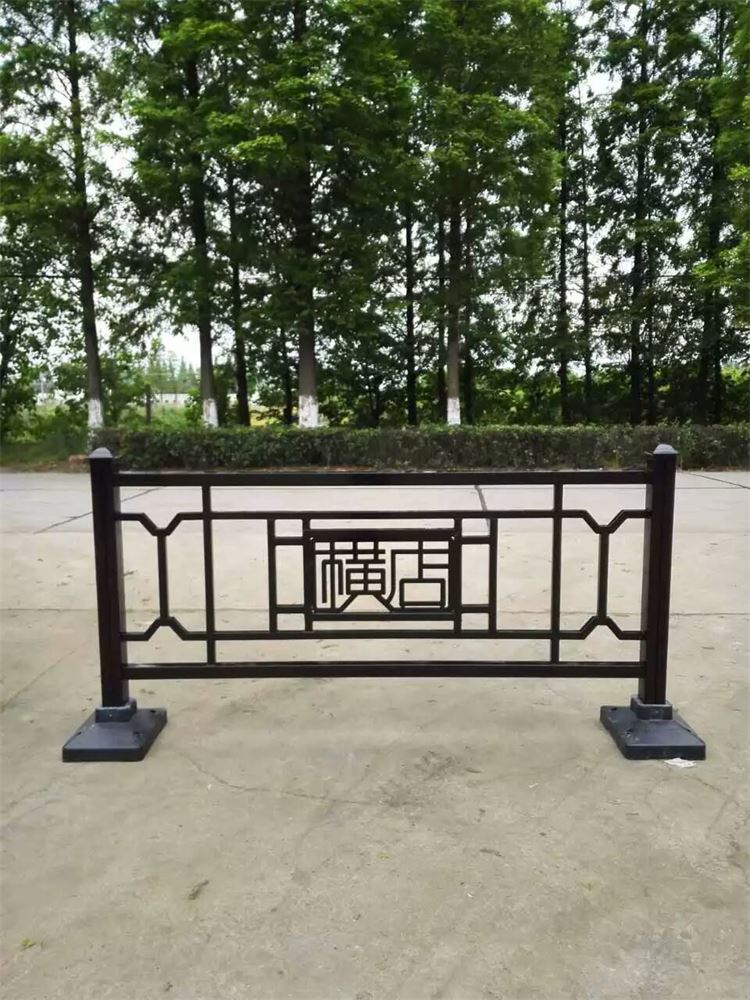 上海城市道路护栏深度解析