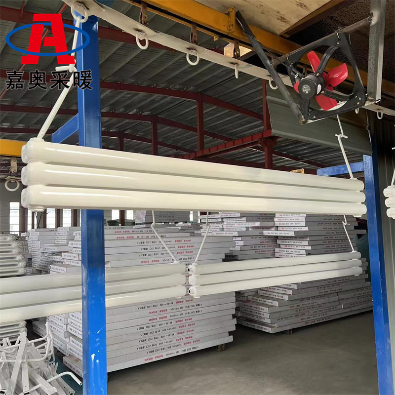 网球场用钢管柱型四柱暖气片图纸