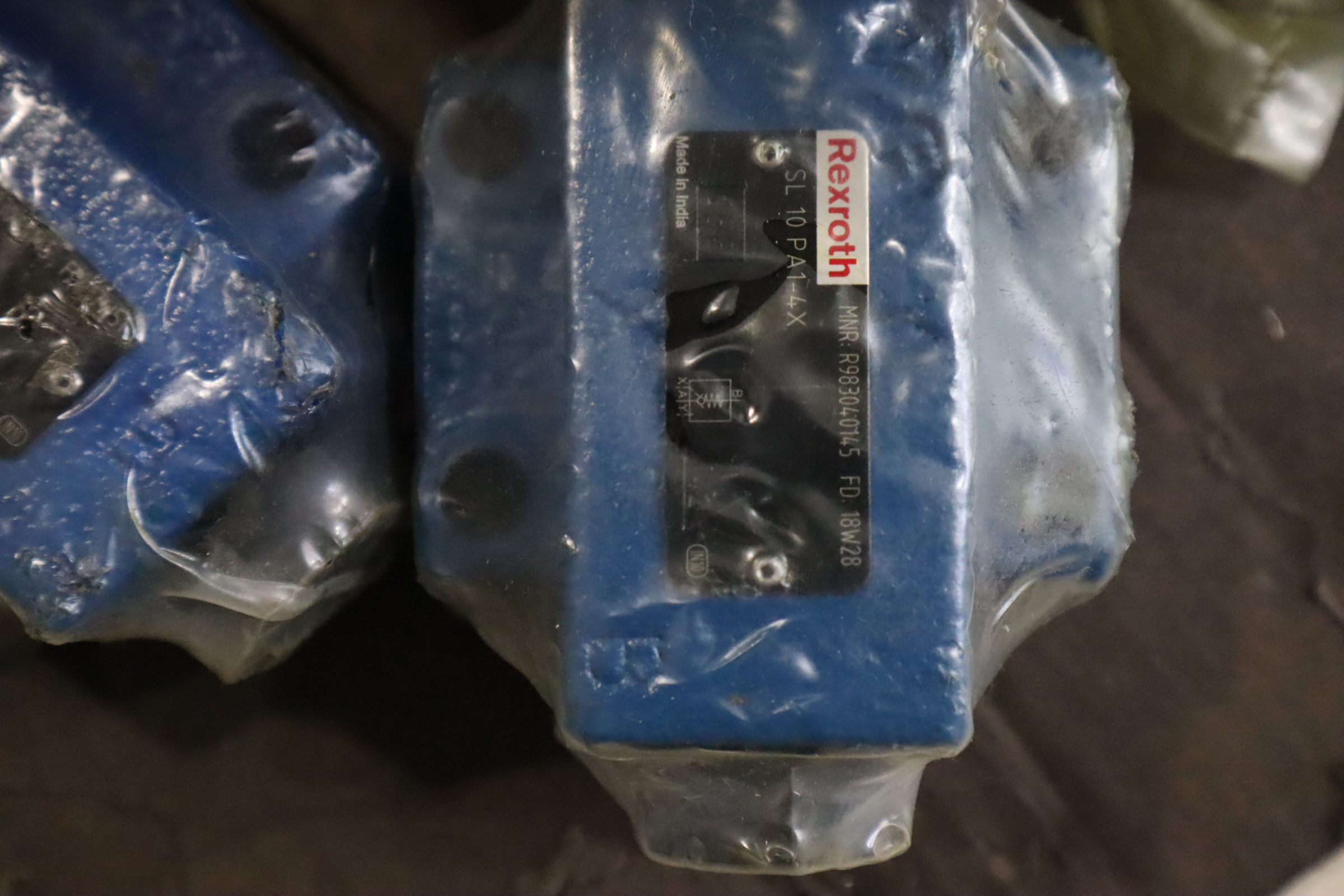 SL10PA1-4X R983040145 SL10PA1-42/ SL10PA1-44/ 力士乐REXROTH阀