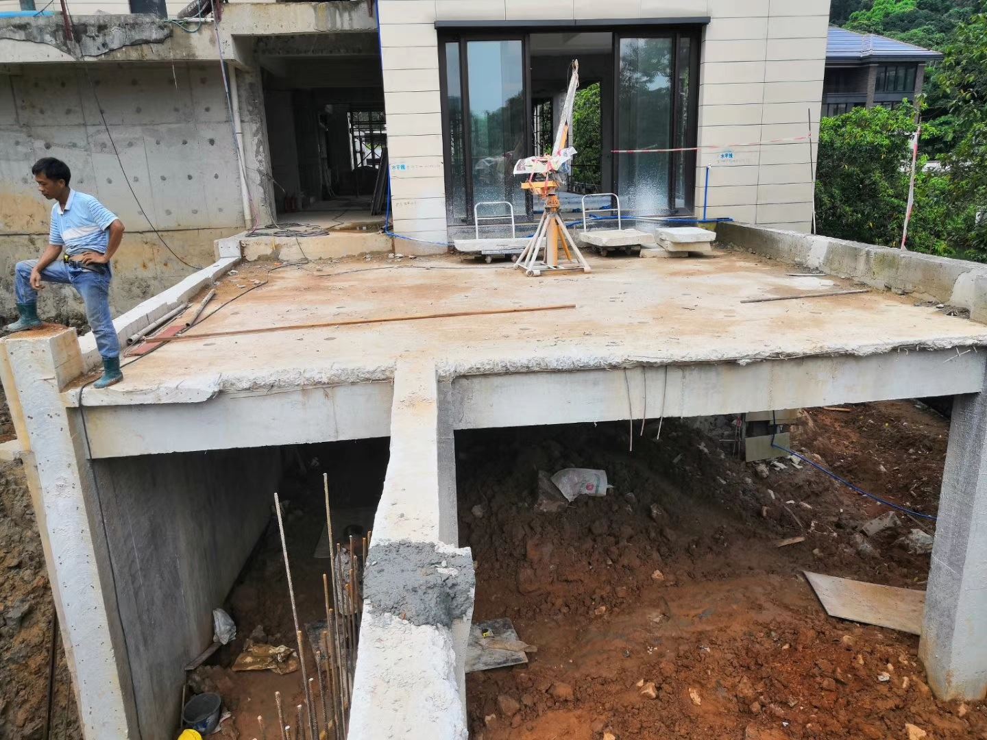 乌鲁木齐无砟轨道床板切割拆除价格