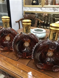 广州回收洋酒路易十三、轩尼诗