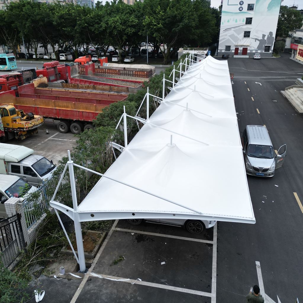 PVDF膜结构停车棚 大跨度车棚提升颜值