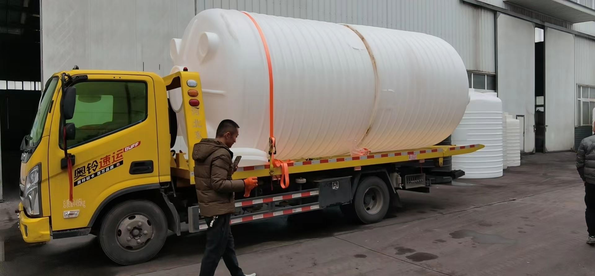 云南 房顶储水罐 供应