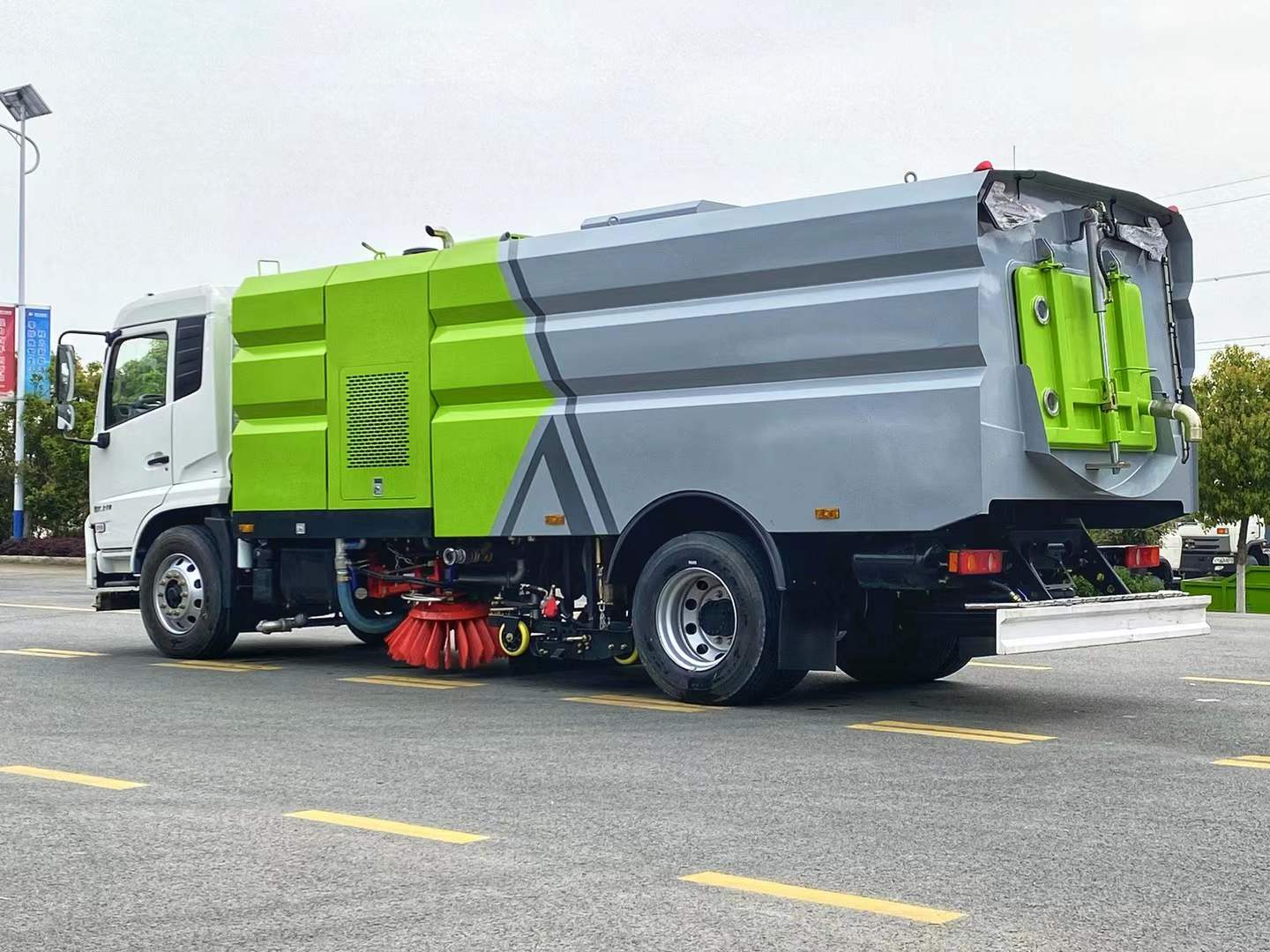 广东 干湿两用洗扫车   源头厂家
