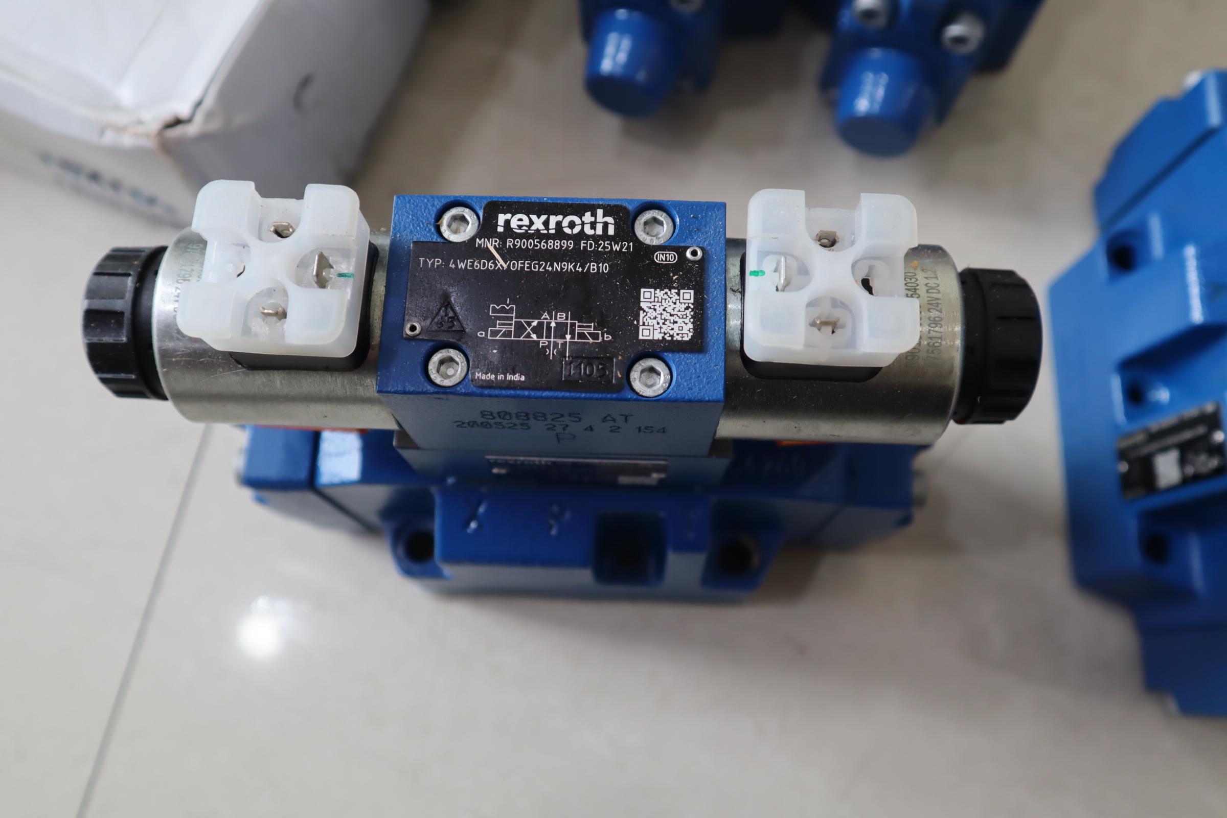 4WE6D6X/OFEG24N9K4/B10 R900568899 4WE6D62/OFEG24N9K4/B10