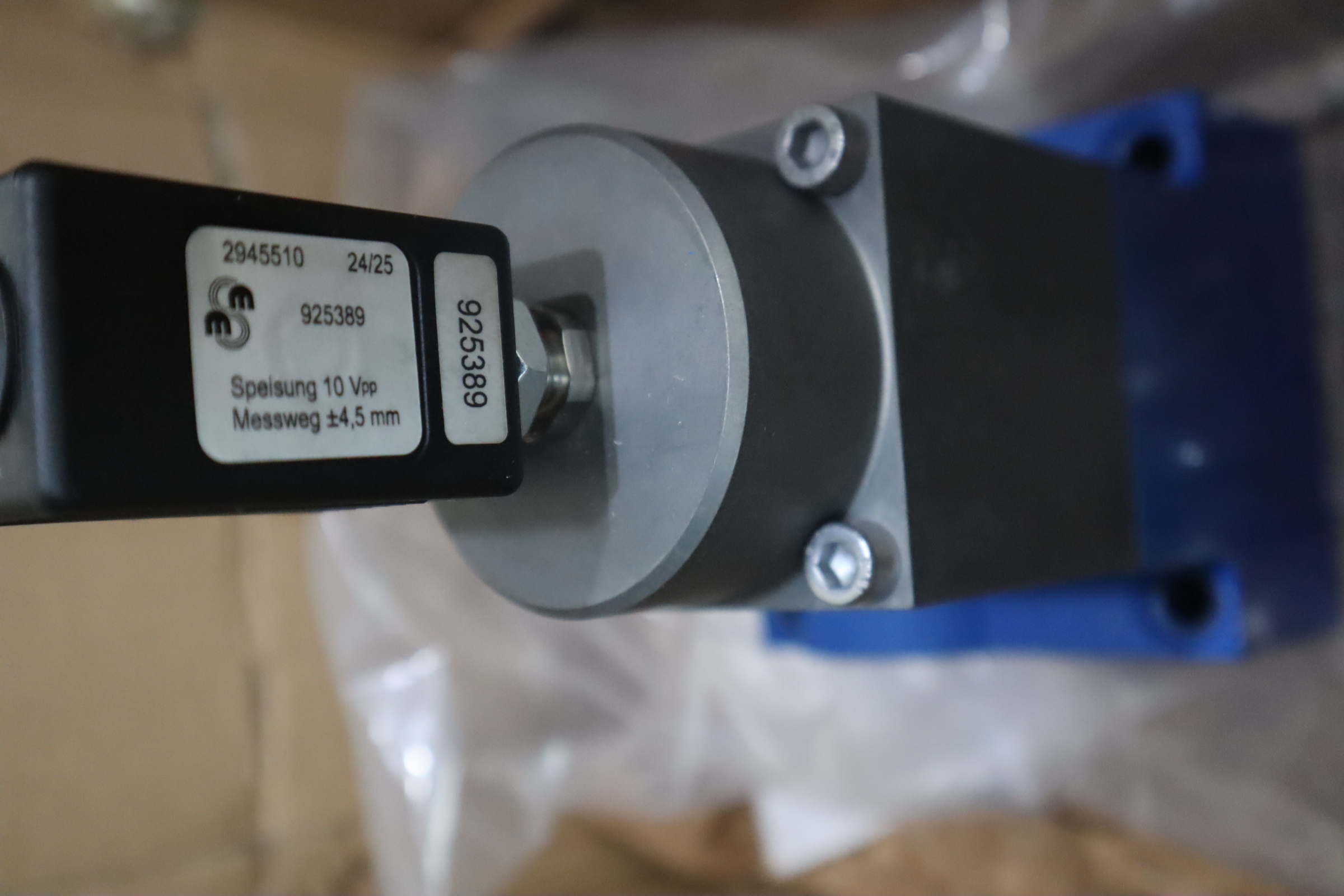 2FRE10-42/60LBK4M R900915823 力士乐REXROTH比例流量阀