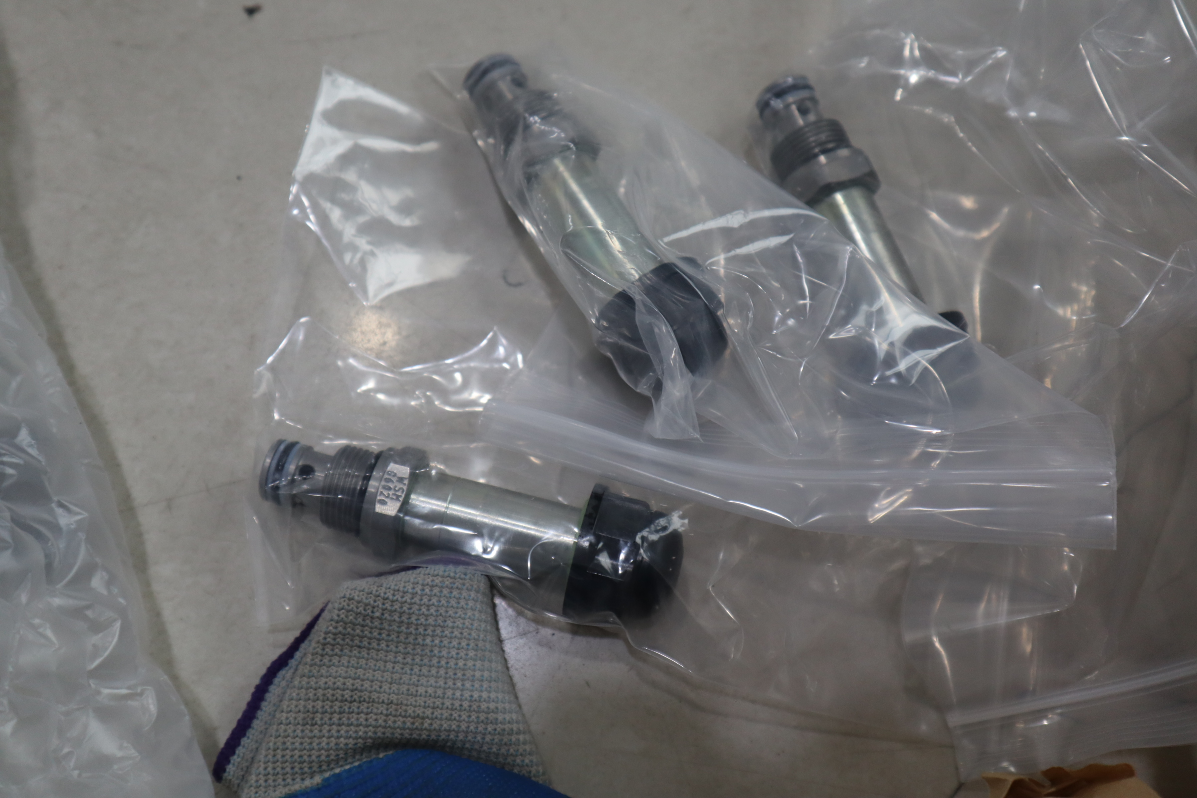 WSM06020W-01M-C-N 德国贺德克HYDAC液压阀插装阀