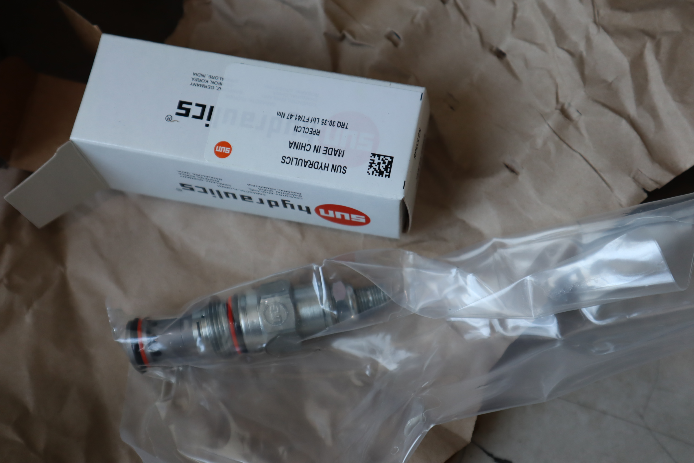 RPECLCN TRQ30-35LBF FT/41-47NM 美国太阳SUN插装阀液压阀