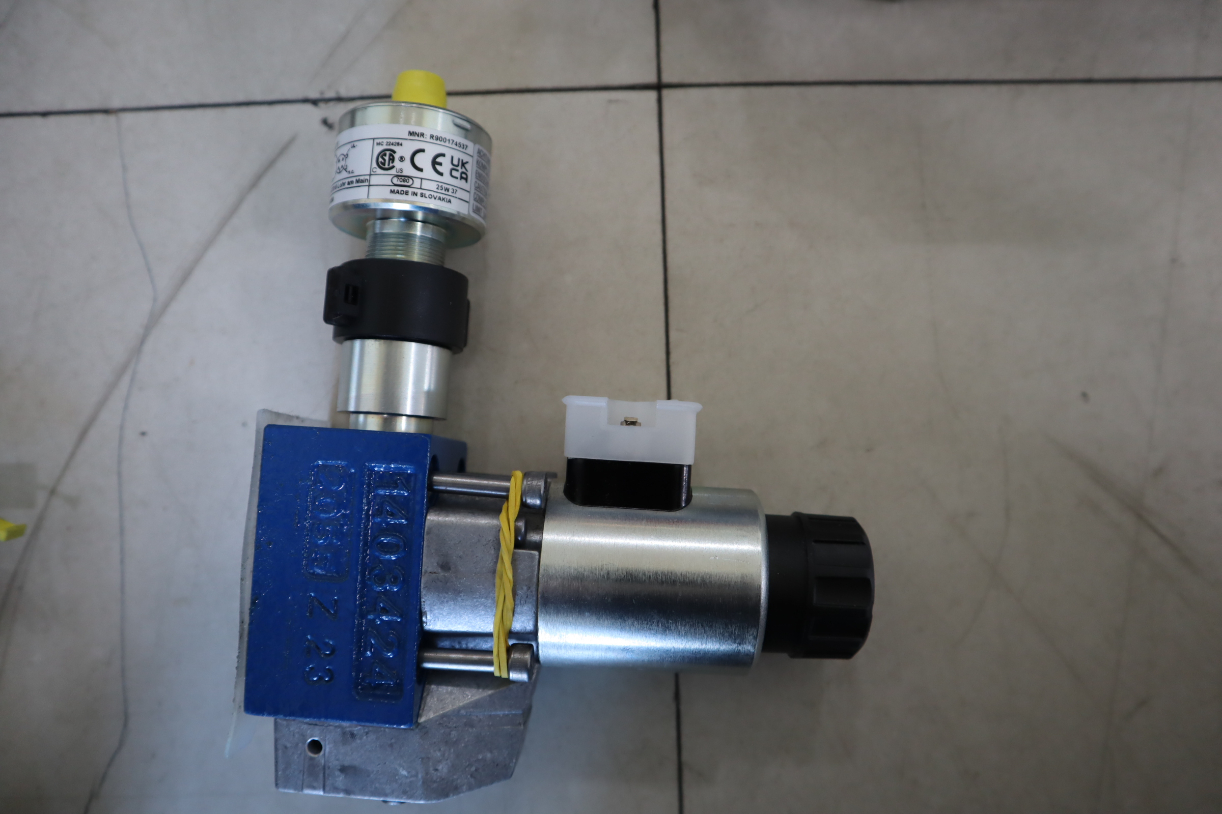 GIV50-11 R900174537 GIV50-11 R900174537 REXROTH力士乐传感器