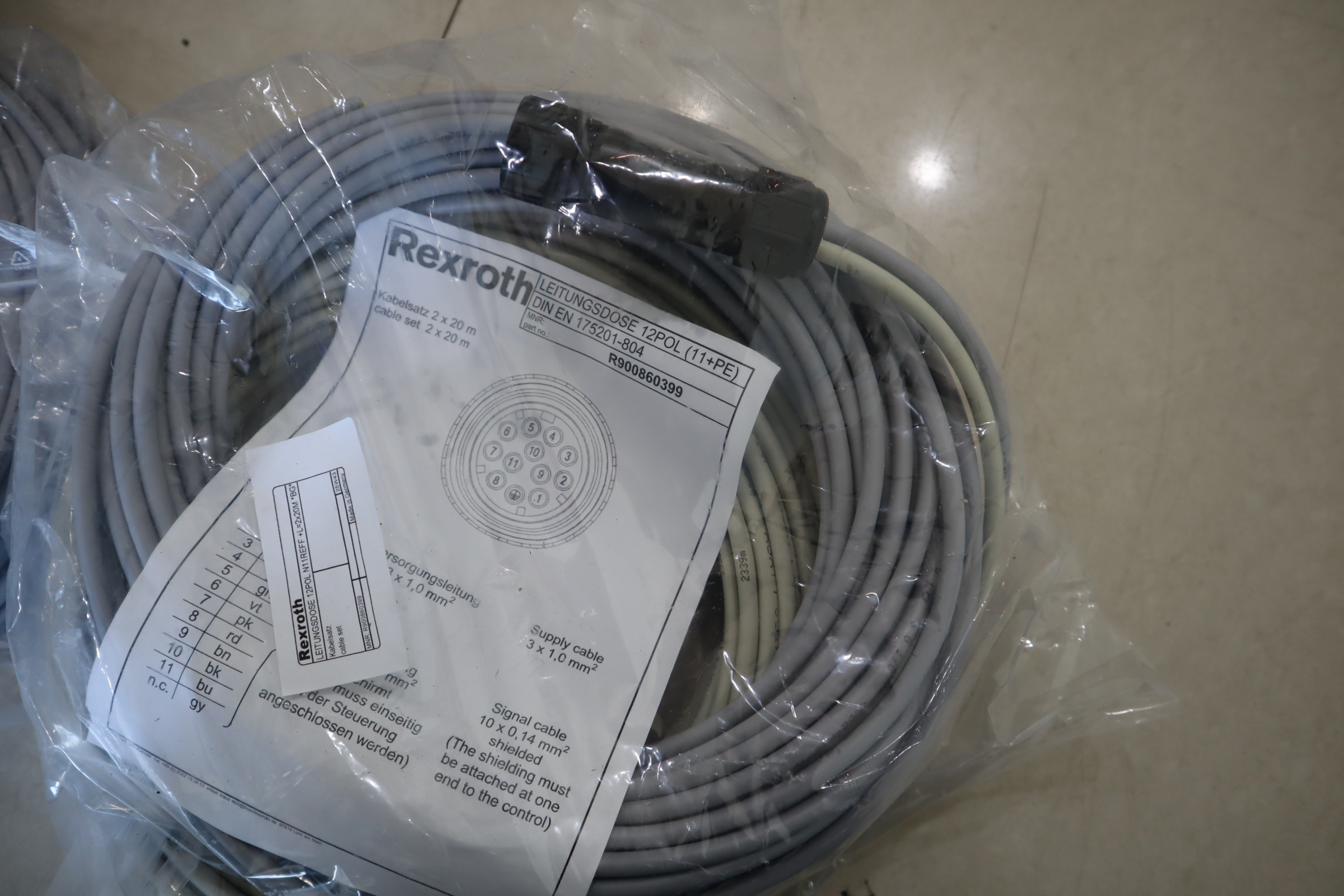 R900860399 12POL N11REFF +2X20M BG LEITUNGSDOSE Kabelsatz