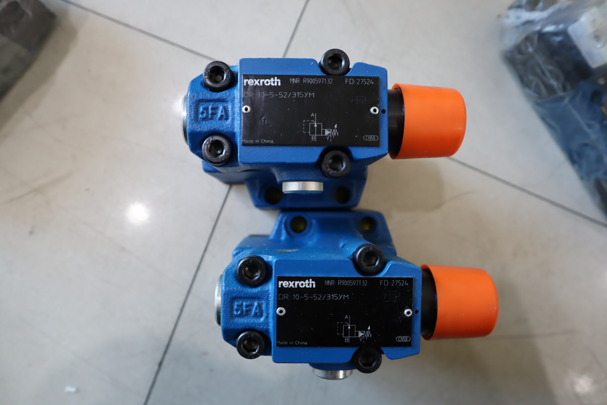 DR10-5-52/315YM R900597132 DR10-5-5X/315YM 力士乐REXROTH阀