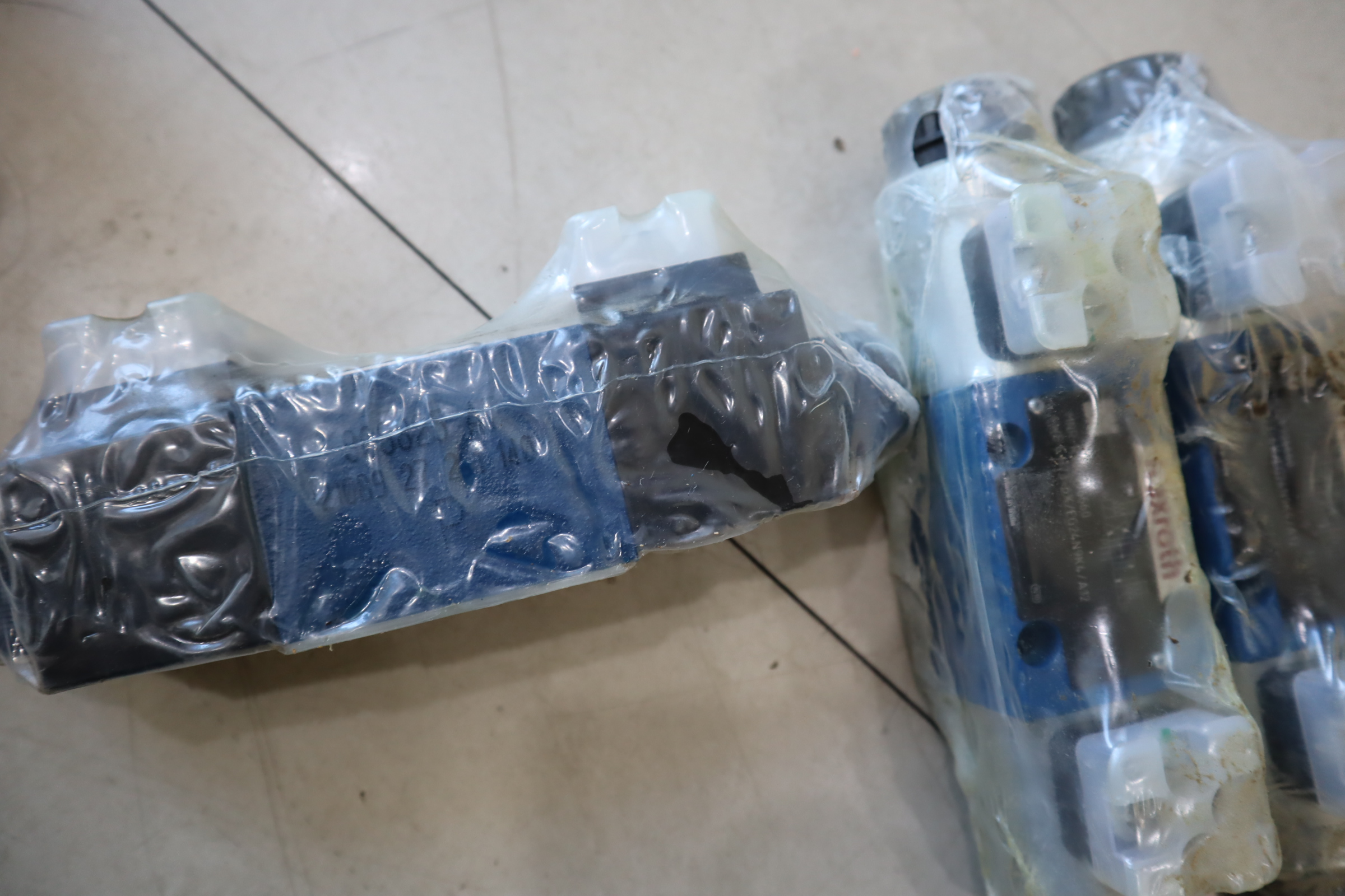 4WE6H6X/EW230N9K4 R900912494 4WE6H62/EW230N9K4力士乐REXROTH阀