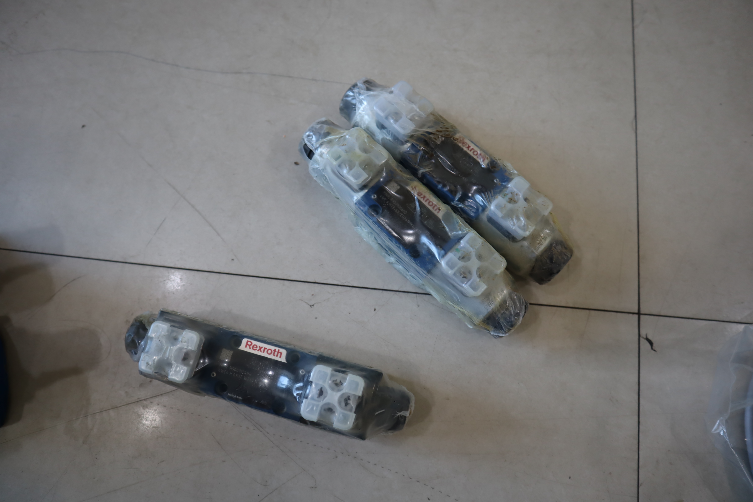 4WE6H6X/EW230N9K4 R900912494 4WE6H62/EW230N9K4力士乐REXROTH阀