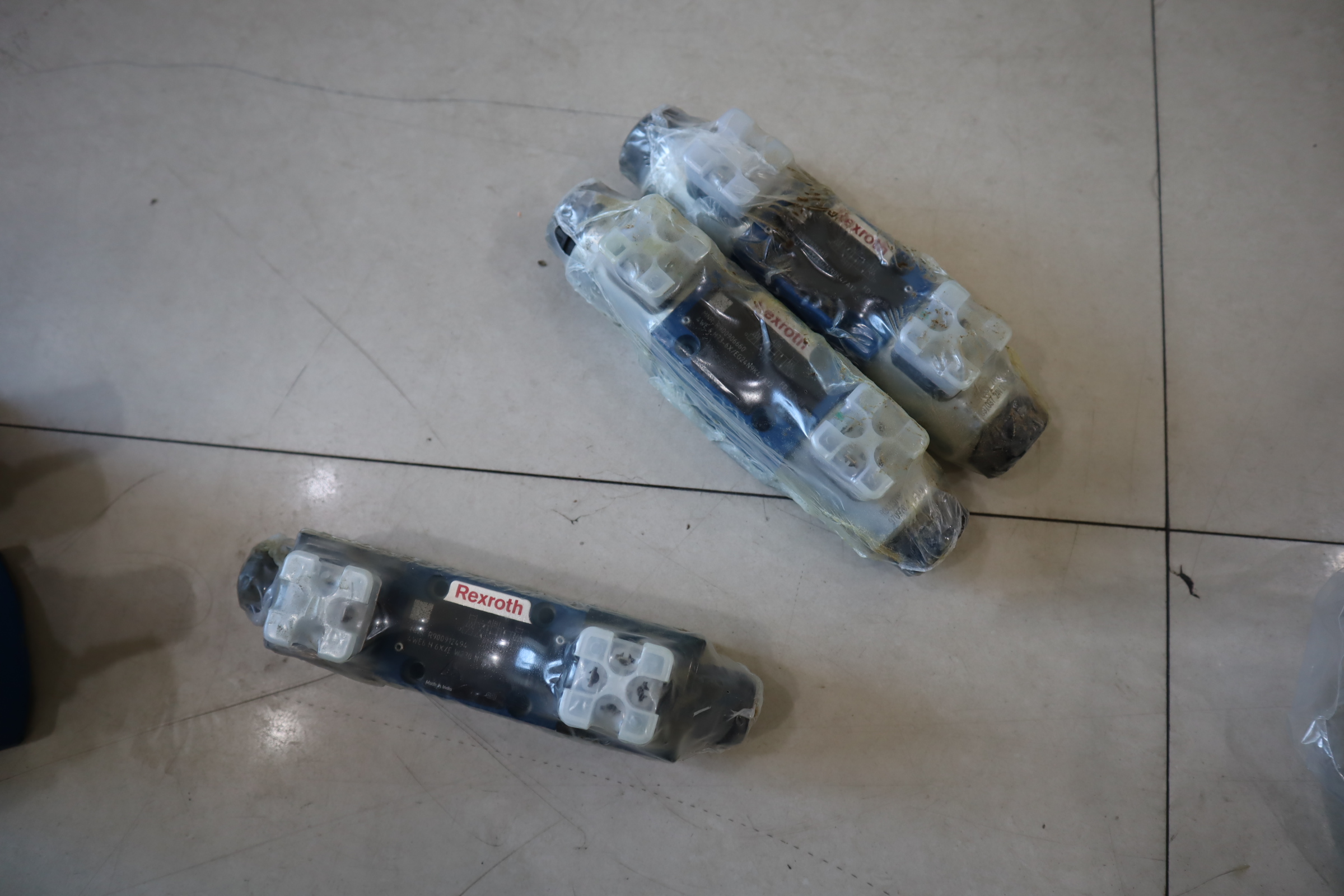 4WE6H6X/EW230N9K4 R900912494 4WE6H62/EW230N9K4力士乐REXROTH阀