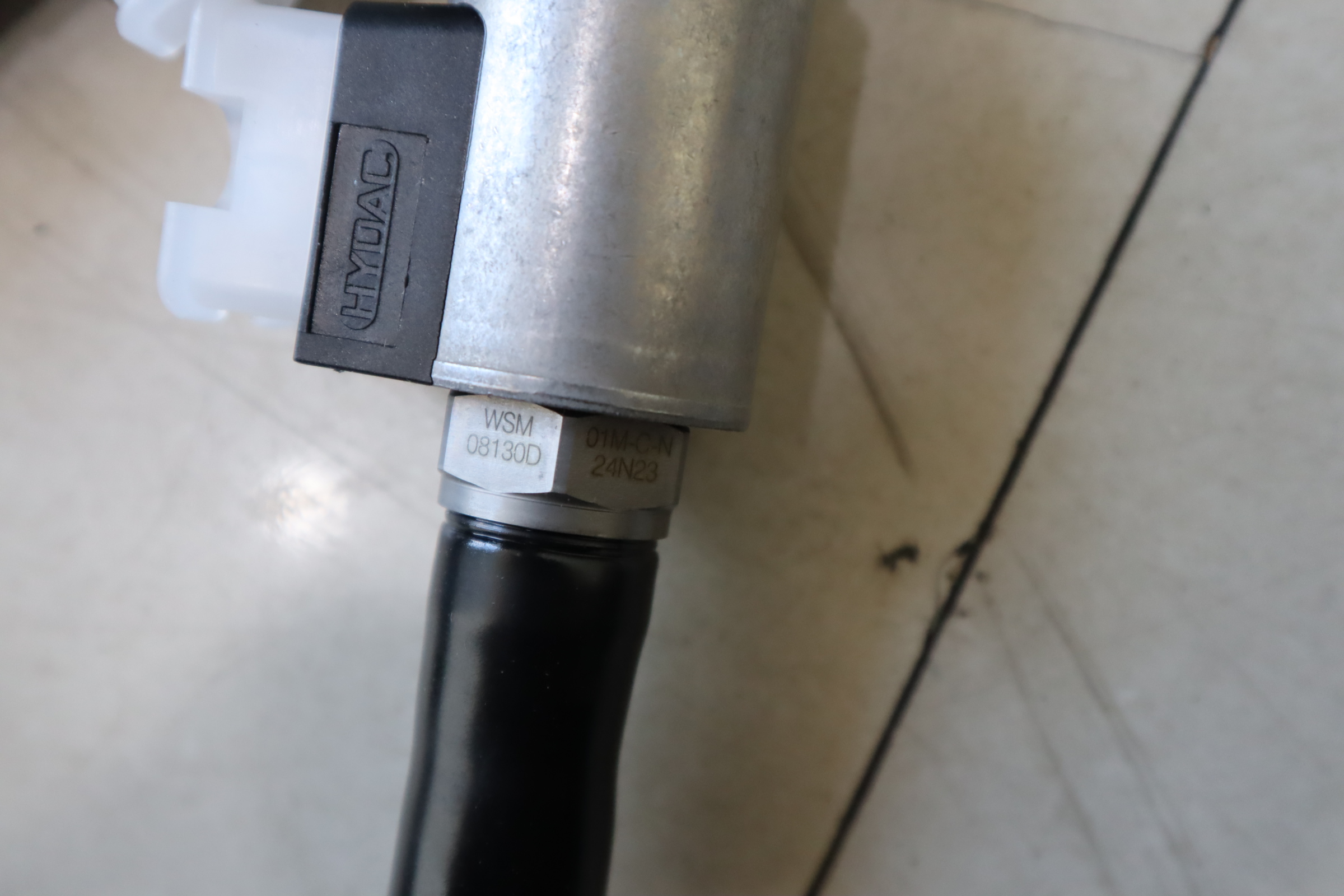 WSM08130D-01M-C-N-24DG 915142 24 VDC 贺德克HYDAC插装阀液压阀