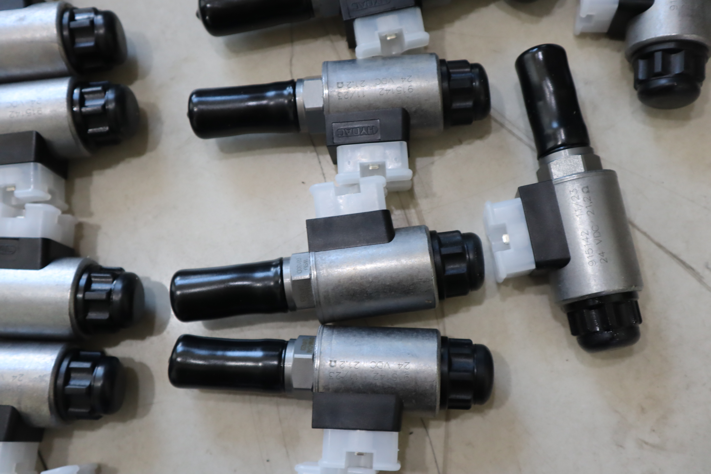 WSM08130D-01M-C-N-24DG 915142 24 VDC 贺德克HYDAC插装阀液压阀