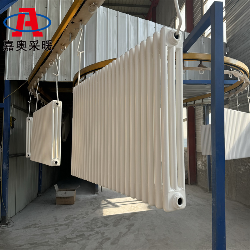 工业厂房用钢三柱型暖气片厂家