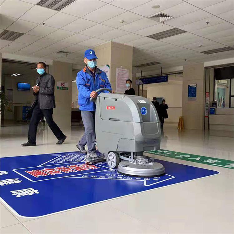 驰诚 多功能 扫地车 全自动 双刷 源头工厂