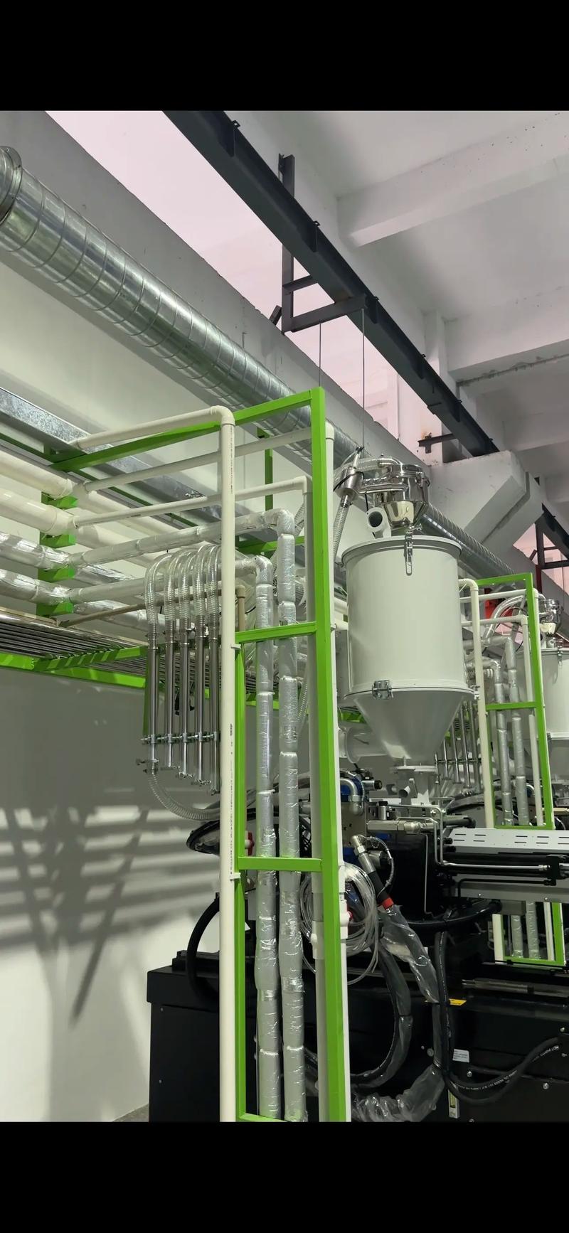 Central feeding system automation centralized feeding device injection molding workshop dedicated