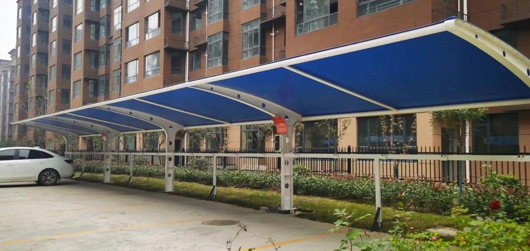 钢结构车棚 天津聚才汇鑫钢铁厂定制安装 耐用防雨遮阳停车棚
