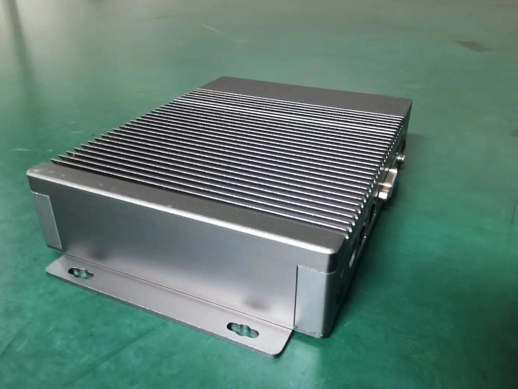 8串口4网口无风扇工控机i5-8265U宽温稳定运行