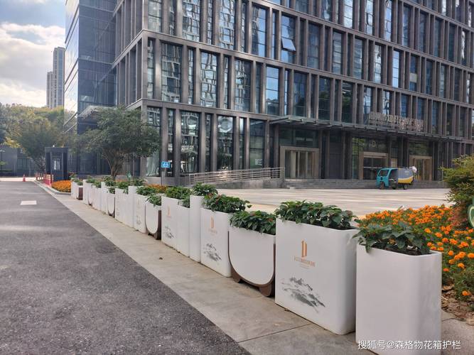 户外防腐金属花箱 景观绿化种植容器 街道公园装饰花盆