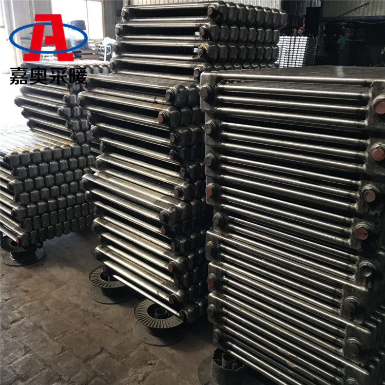 养殖场用工程钢三柱暖气片价格多少