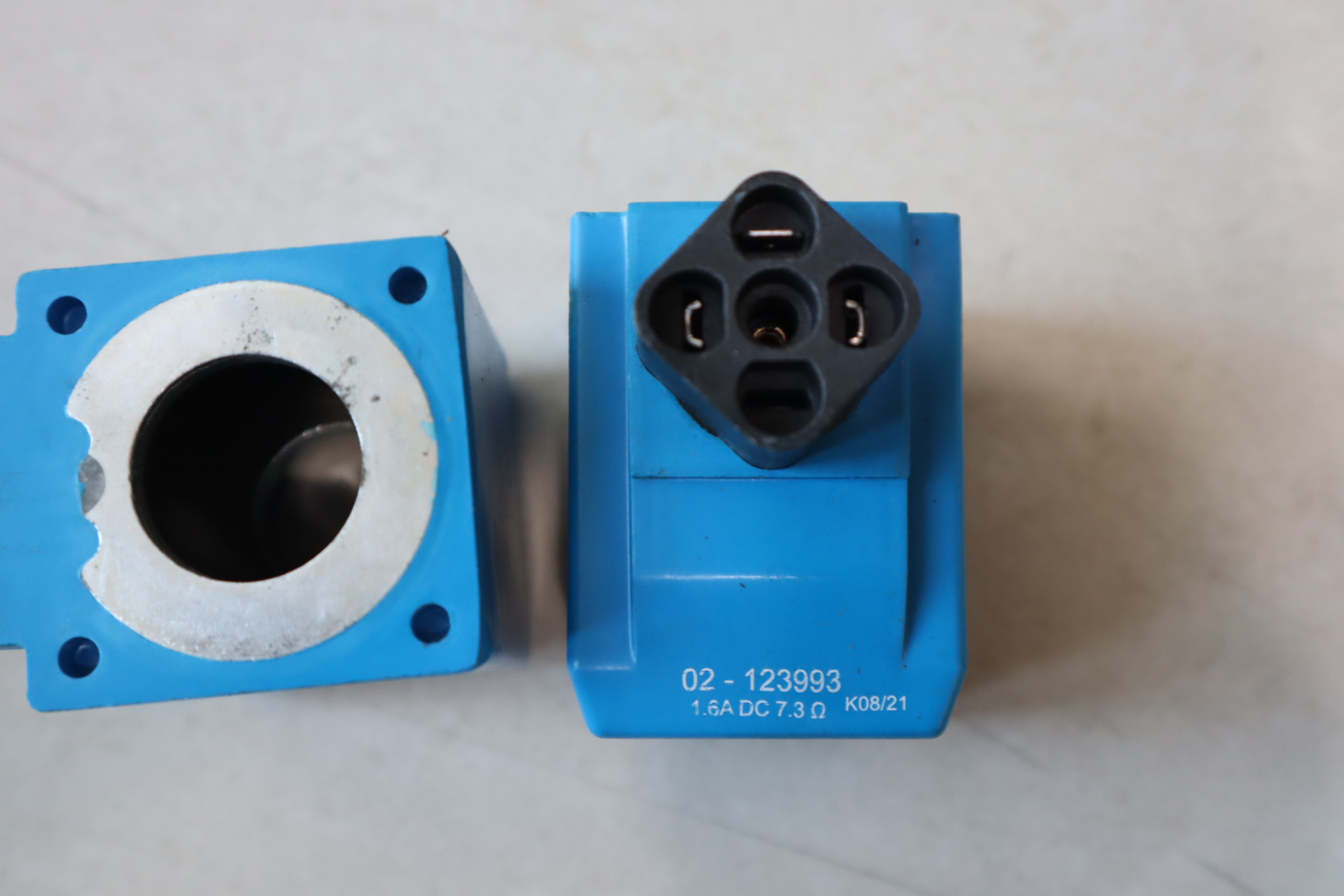 02-123993 1.6A DC 7.3欧姆 美国威格士VICKERS电磁阀线圈