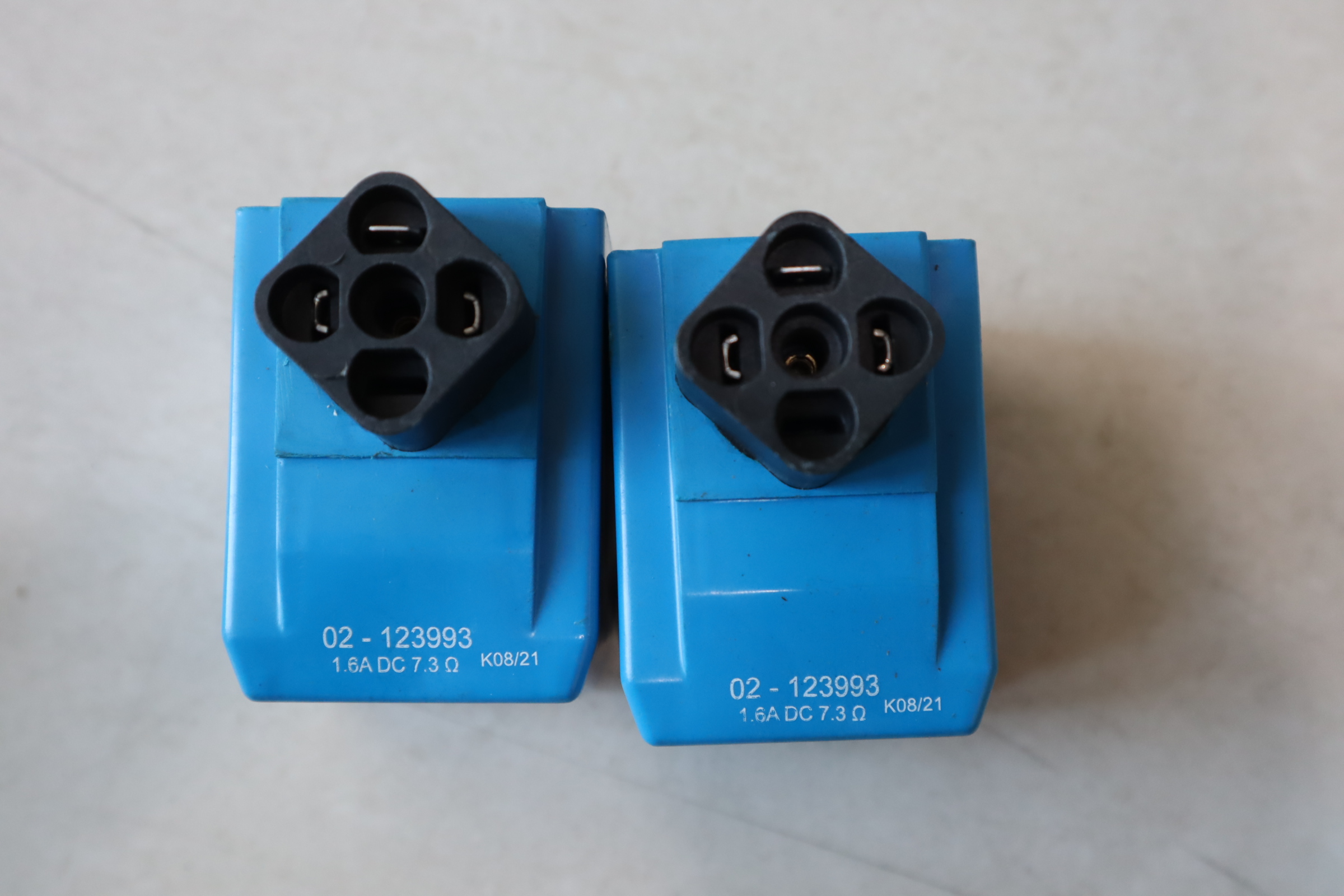 02-123993 1.6A DC 7.3欧姆 美国威格士VICKERS电磁阀线圈