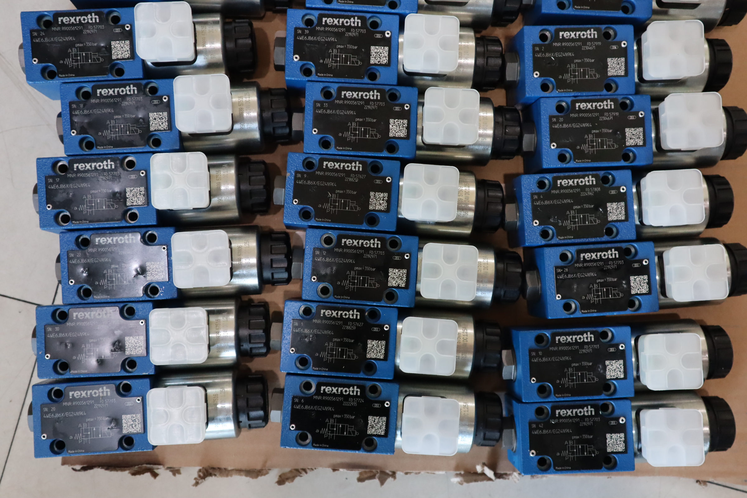 4WE6JB62/EG24N9K4 R900561291 REXROTH电磁阀