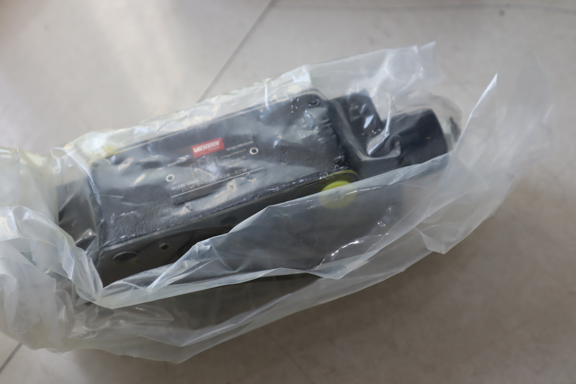 DGMFN-7-Y-A2W-B2W-30 02-413078 美国威格士VICKERS单向阀丹佛斯