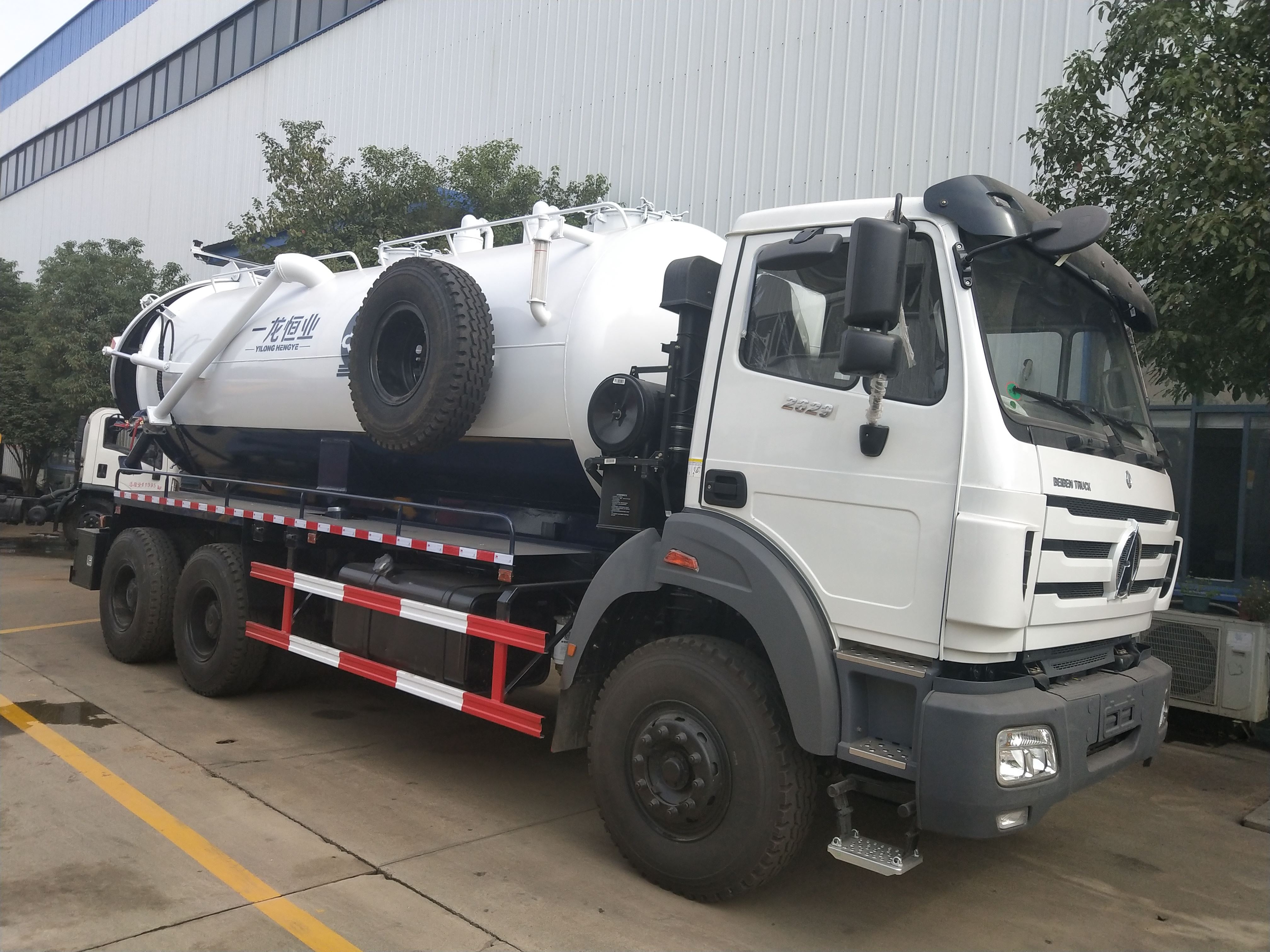 黑龙江 12方清洗吸污车  全国包安装调试