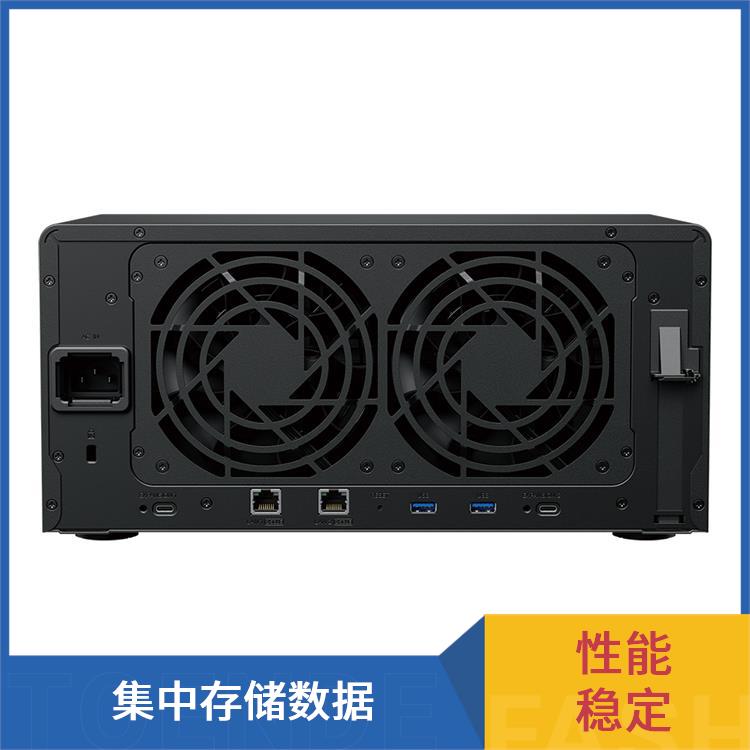 网络存储服务器 DS1825+ 响应速度较快 管理设置简便 群晖（Synology)