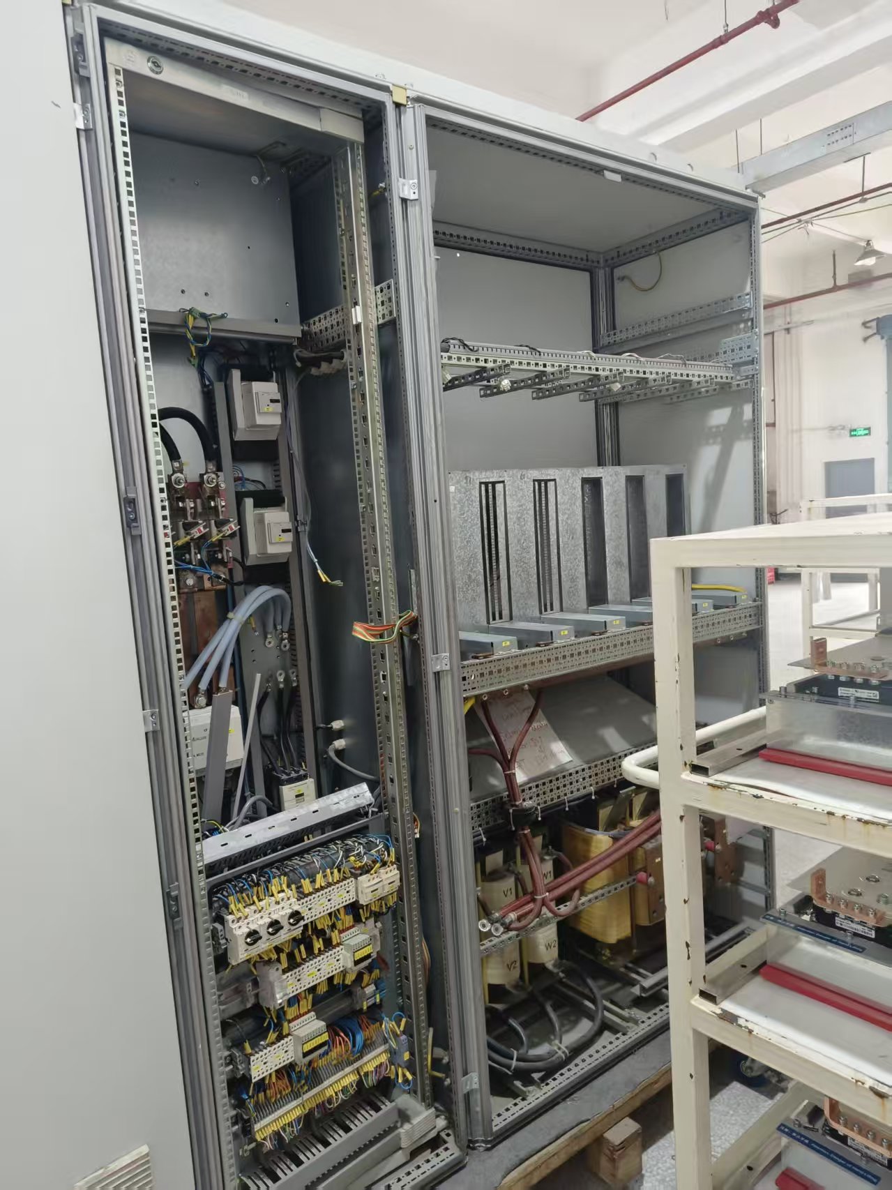 上海青浦區(qū)回收二手高低壓配電柜