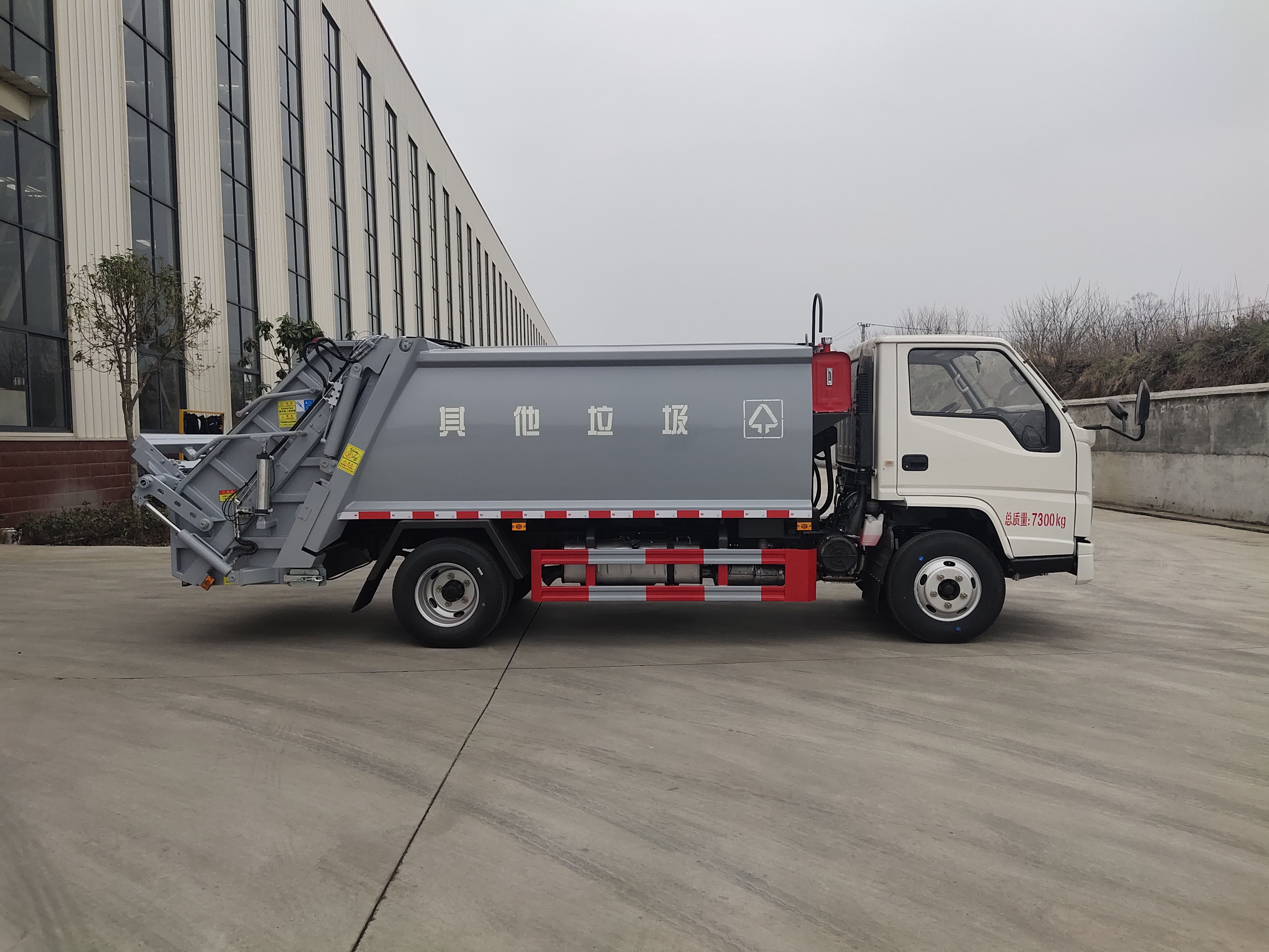 黑龙江5吨压缩式垃圾车 源头厂家