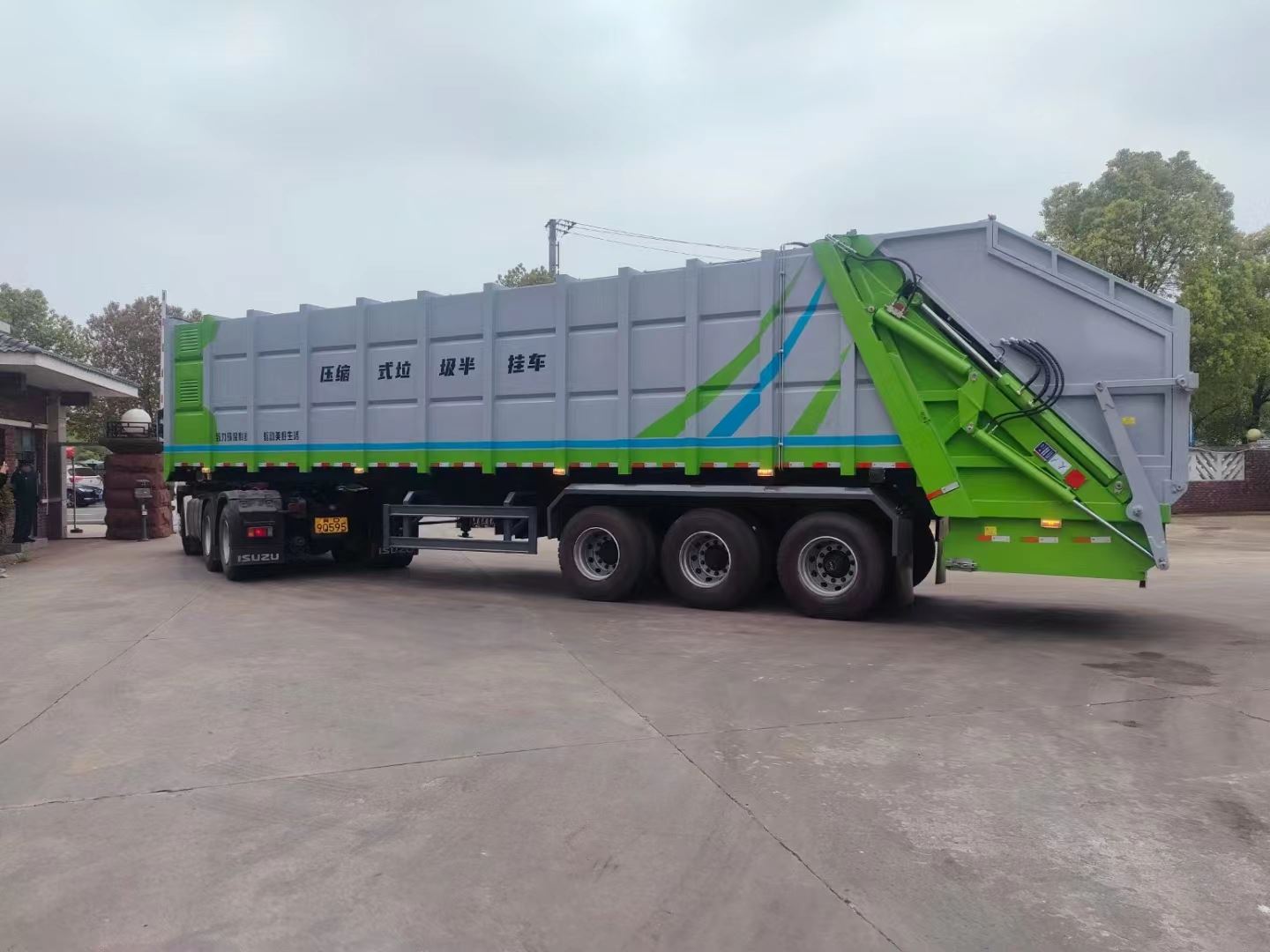 湖南9方压缩式垃圾车 全国包送