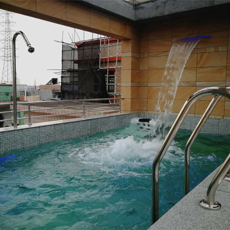 露天游泳池工程建造 空气源热泵机组供应安装 泳池后期维护工程