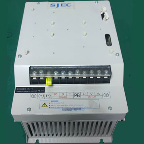 SJEC江南嘉捷电梯变频器维修 L-B-4011 默纳克一体机变频器维修