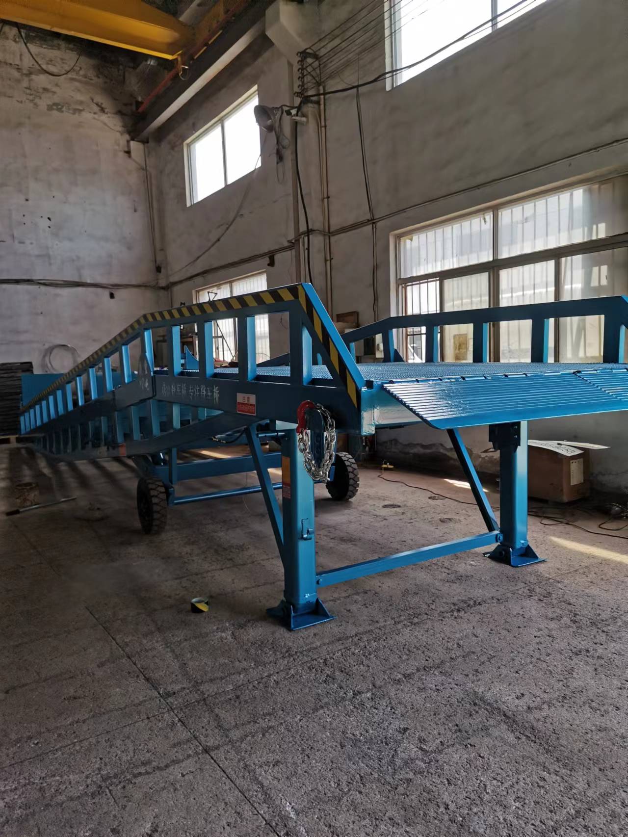 海南集装箱登车桥厂家批发