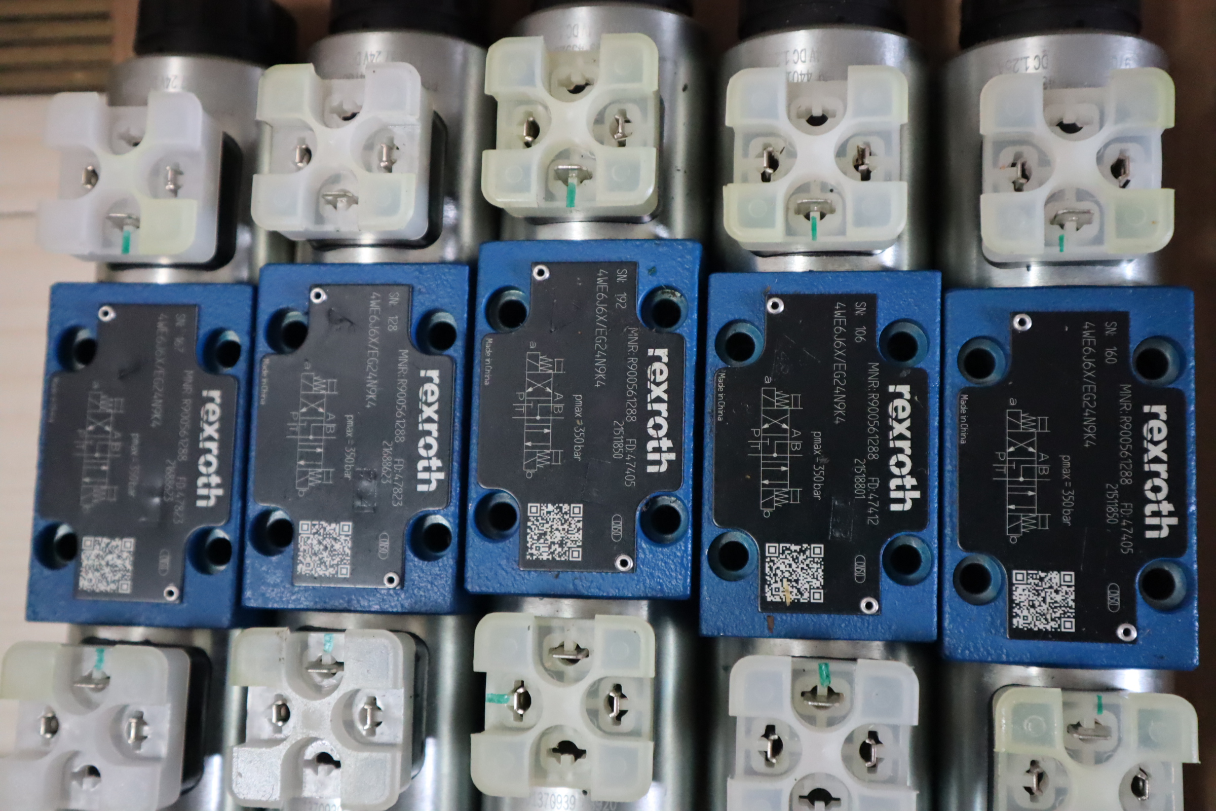 4WE6J6X/EG24N9K4 R900561288 4WE6J62/EG24N9K4 REXROTH力士乐阀