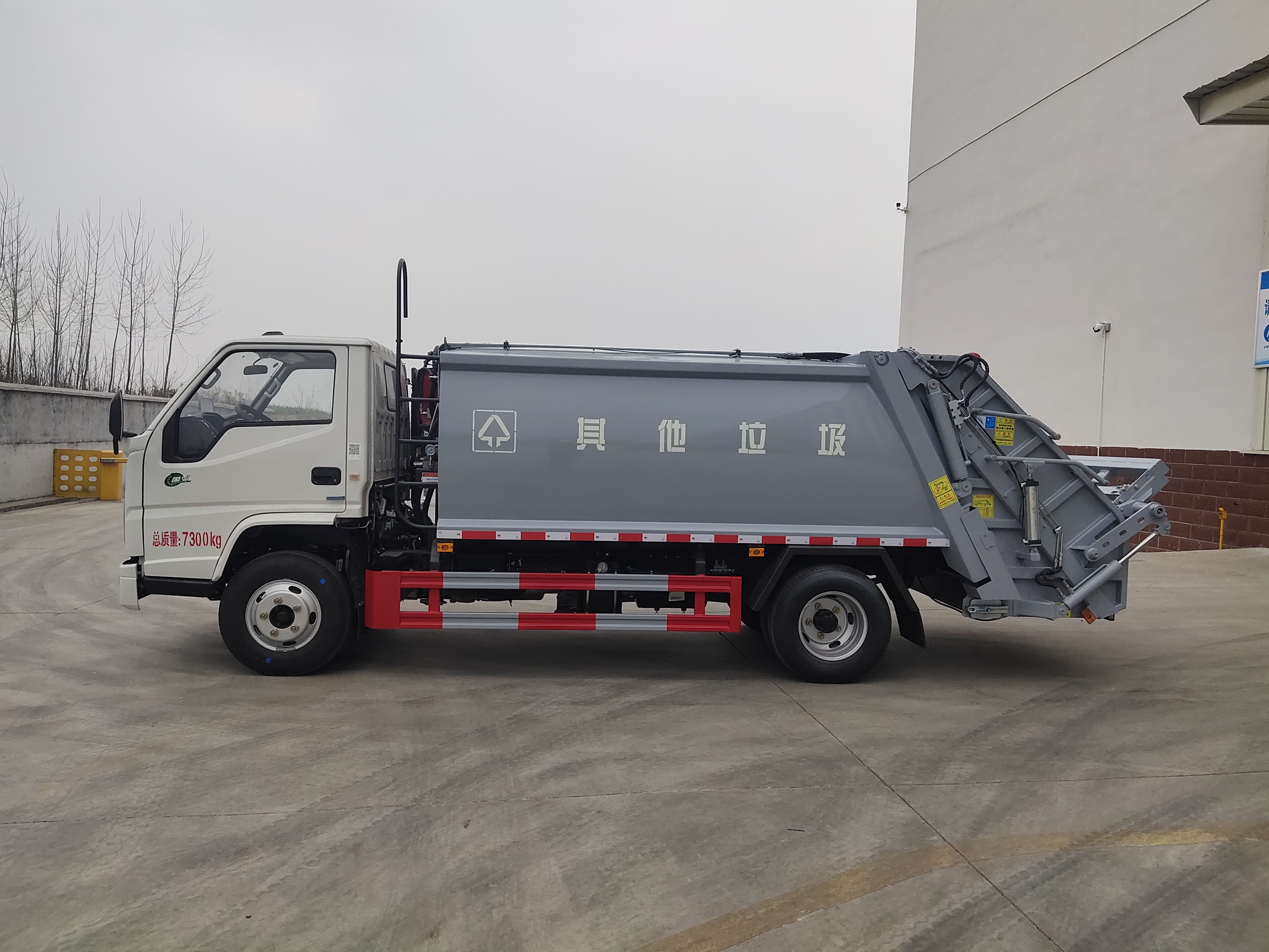 安徽半挂压缩式垃圾车 源头厂家